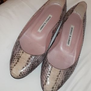 Gorgeous flats